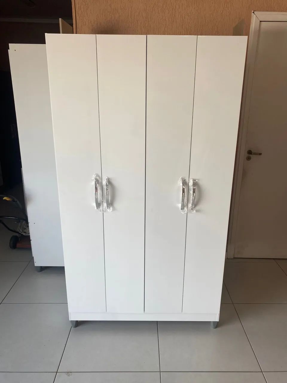 Armário multiuso com prateleiras - entrego  - Foto 2