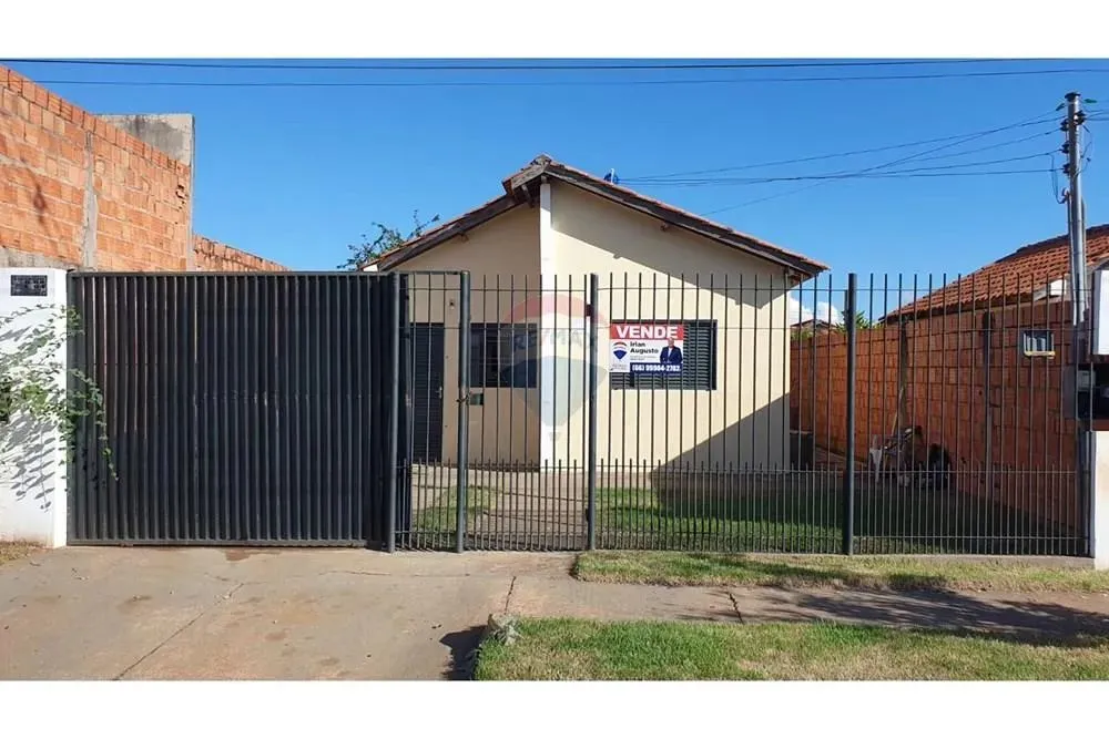 Casa com excelente localização no João Antonio Fagundes