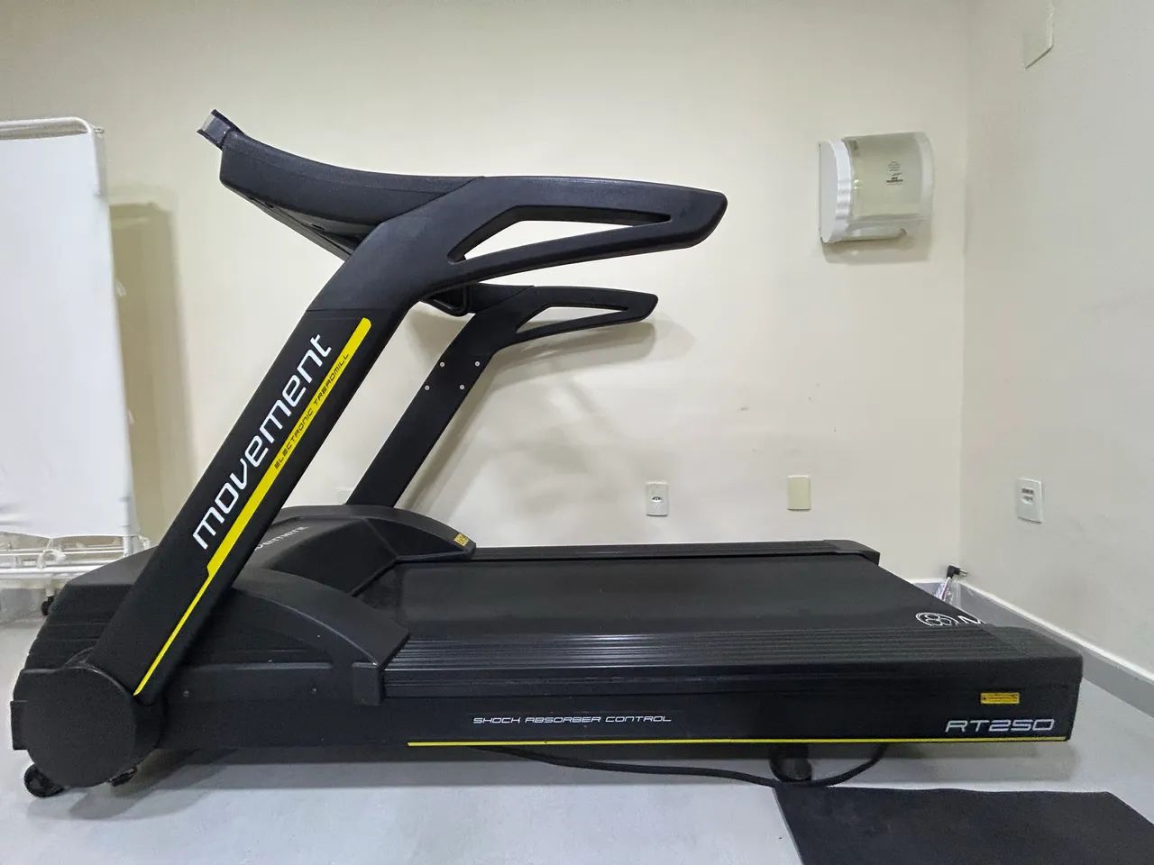 Esteira Elétrica Movement Rt 250 - Foto 2