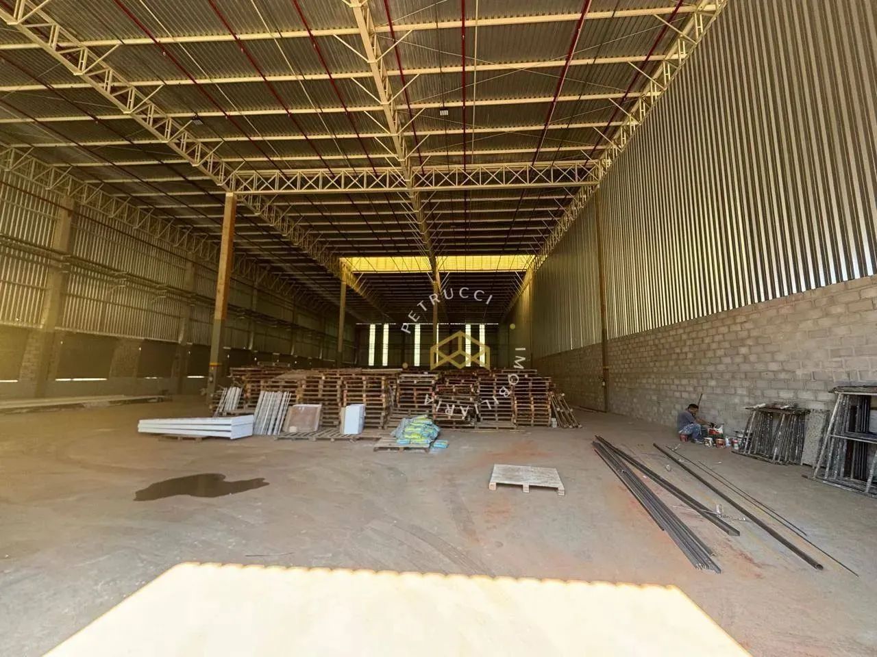 GALPÃO PARA LOCAÇÃO - Foto 2