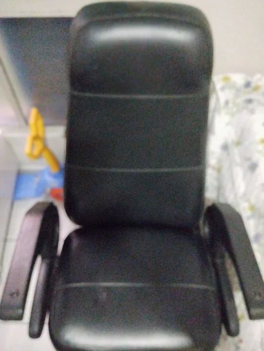 Cadeira podologia Preta - Foto 5