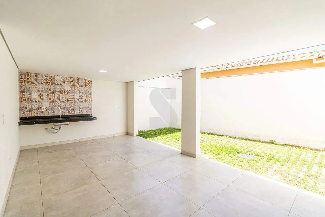 Que tal uma CASA DE 3 ANDARES, COM EXCELENTE ACABAMENTO há poucos minutos do Mercado Centr - Foto 5