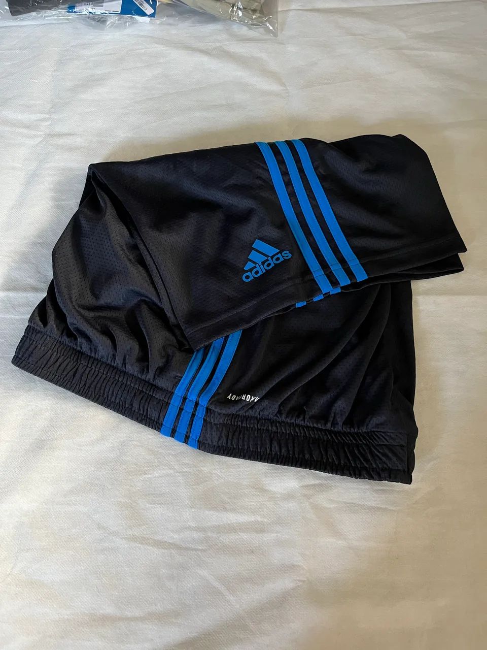 Shorts Adidas Original - Novo - M  - Foto 4