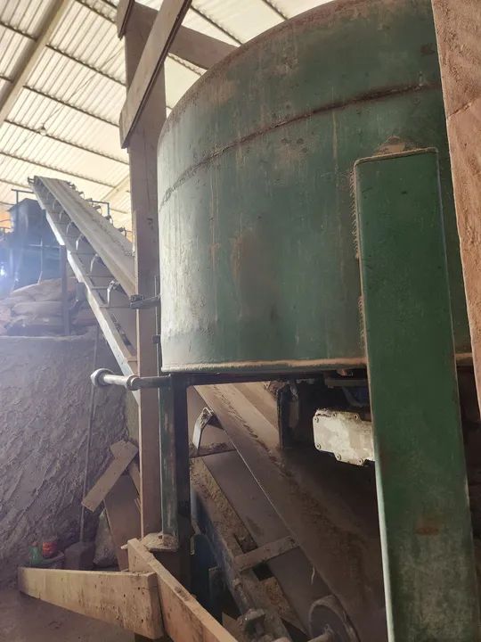 Máquina de Blocos e Paver Menegotti MBP 6 - Foto 3