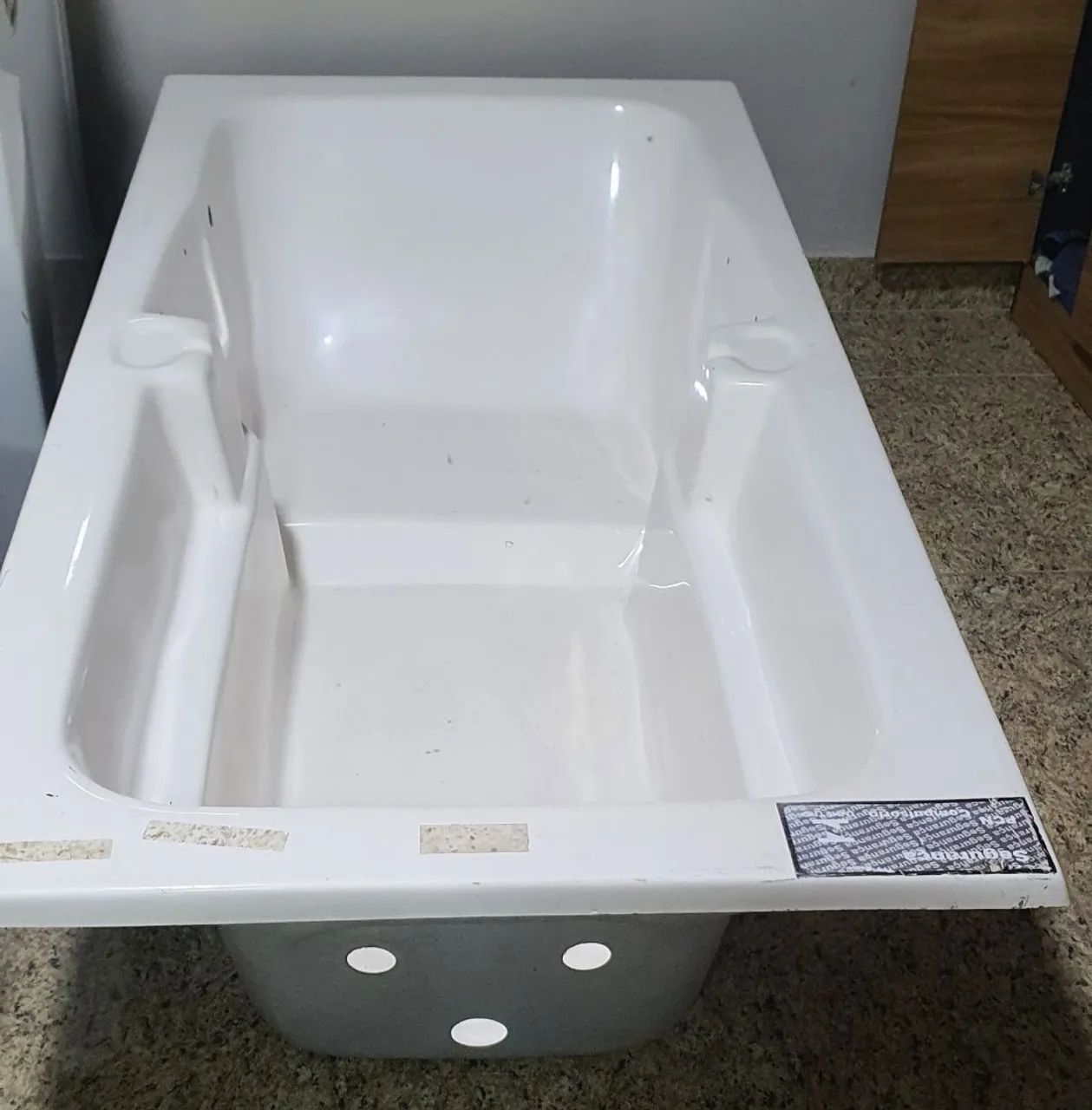 Banheira Hidromassagem branca 1,80 x 85cm