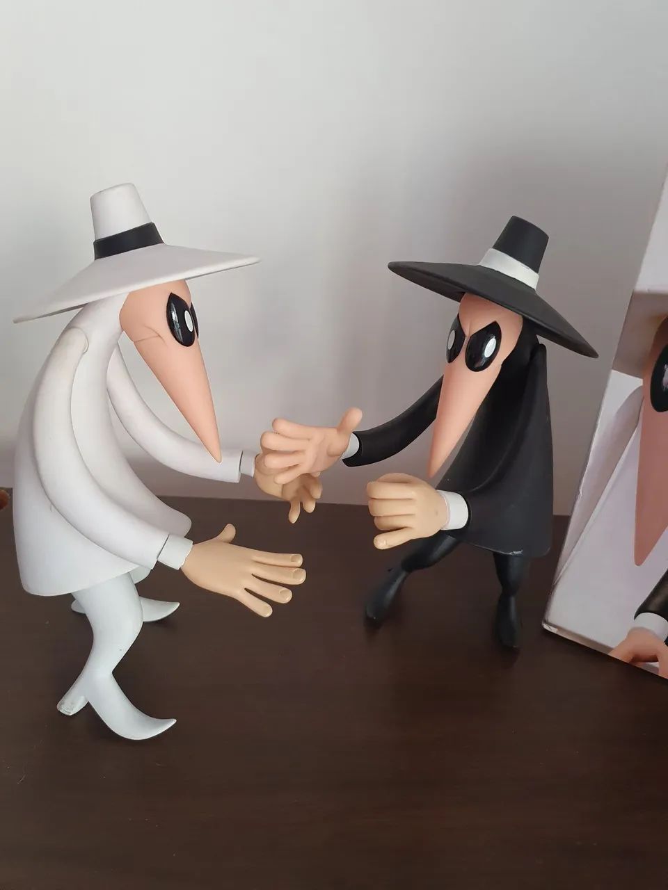 Colecionáveis - Bonecos "Spy vs Spy" da DC  - Foto 5