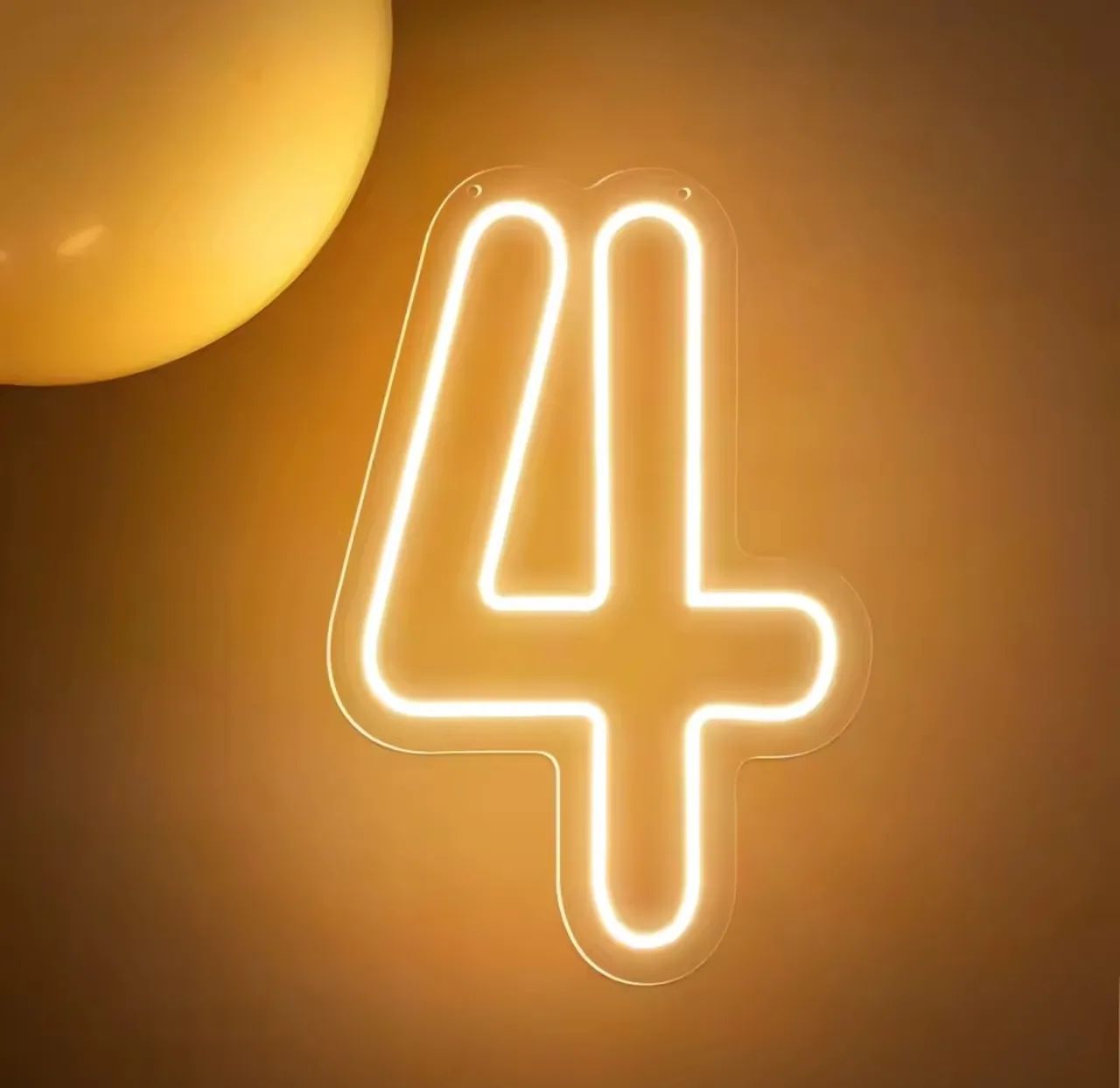 Número 4 em Neon com luz LED Acrílico