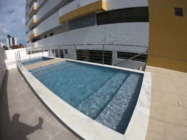 Excelente apto com 2 qtos sendo 1 suíte, 60m, último andar, lazer completo, elevador, gera