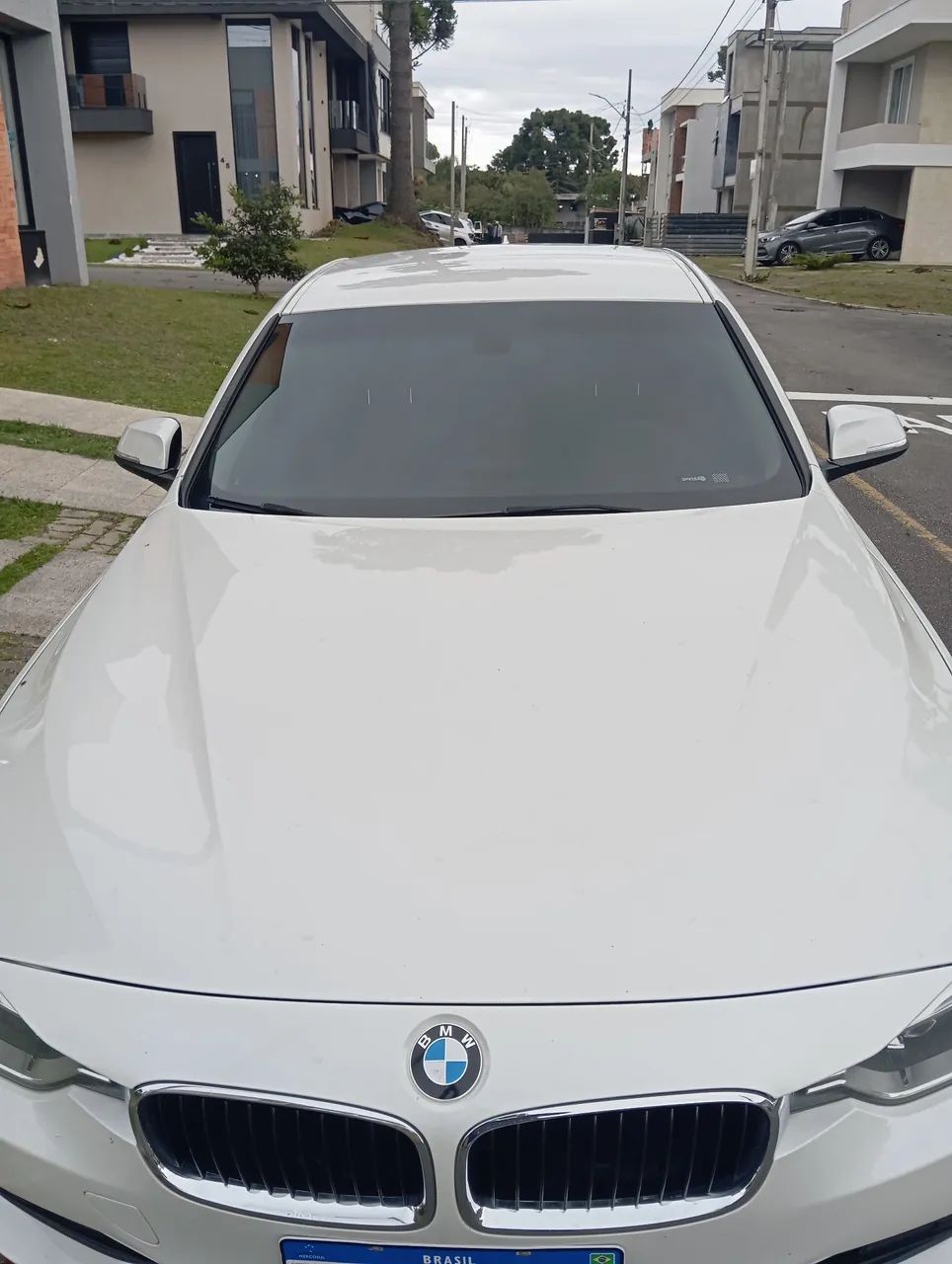BMW 320 i - Foto 3