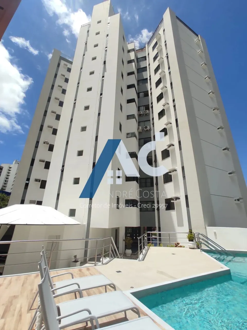 Aluguel de um espaçoso apartamento 4/4 com duas suítes no Edf Mônaco Residence Caminho das