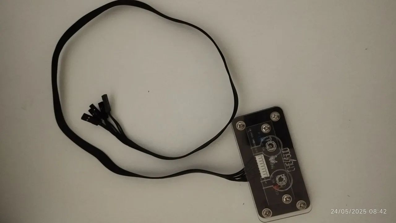 Interruptor, Botão liga / desliga  para computador.