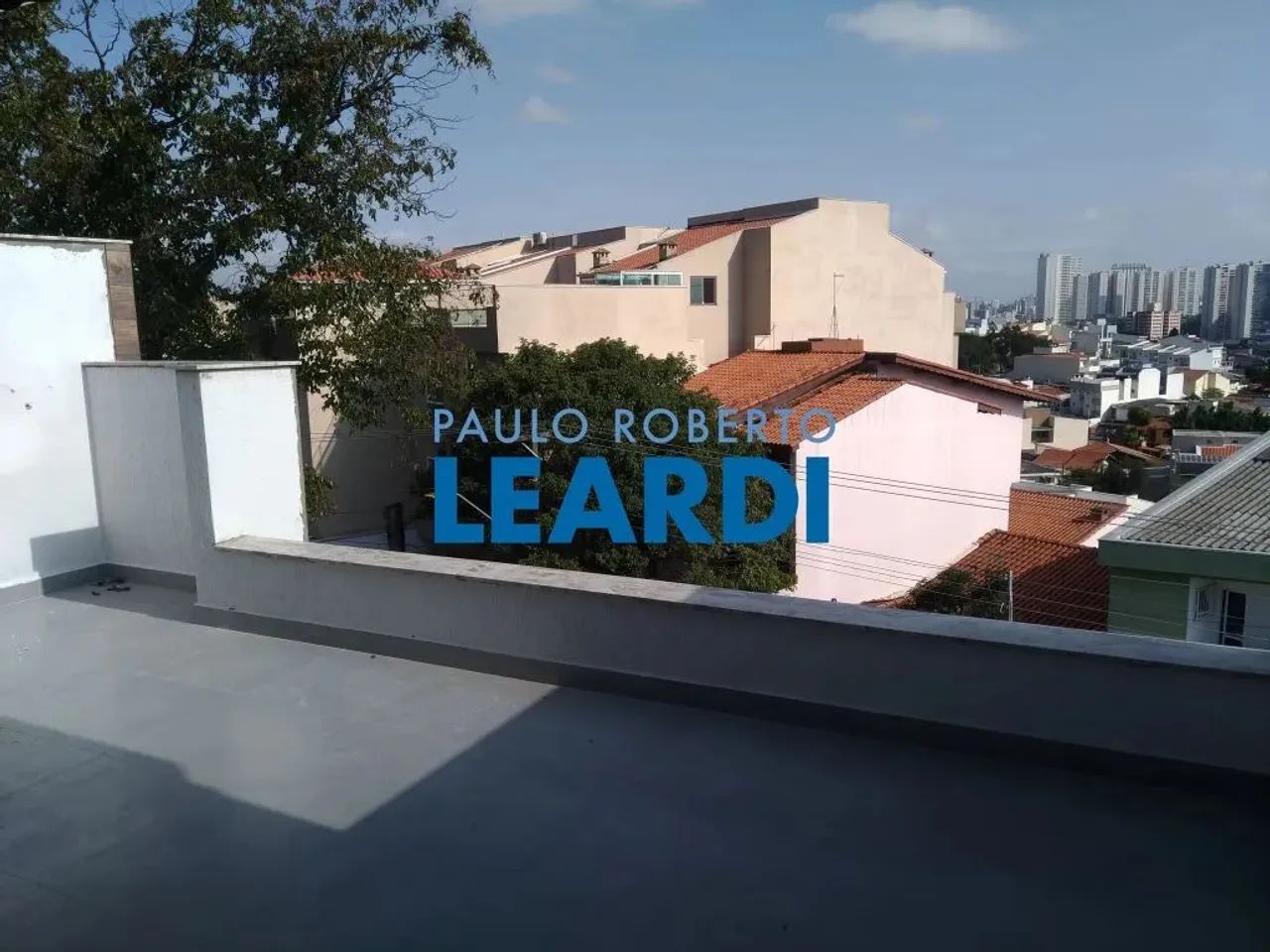 SOBRADO - VILA PINHEIRINHO - SP