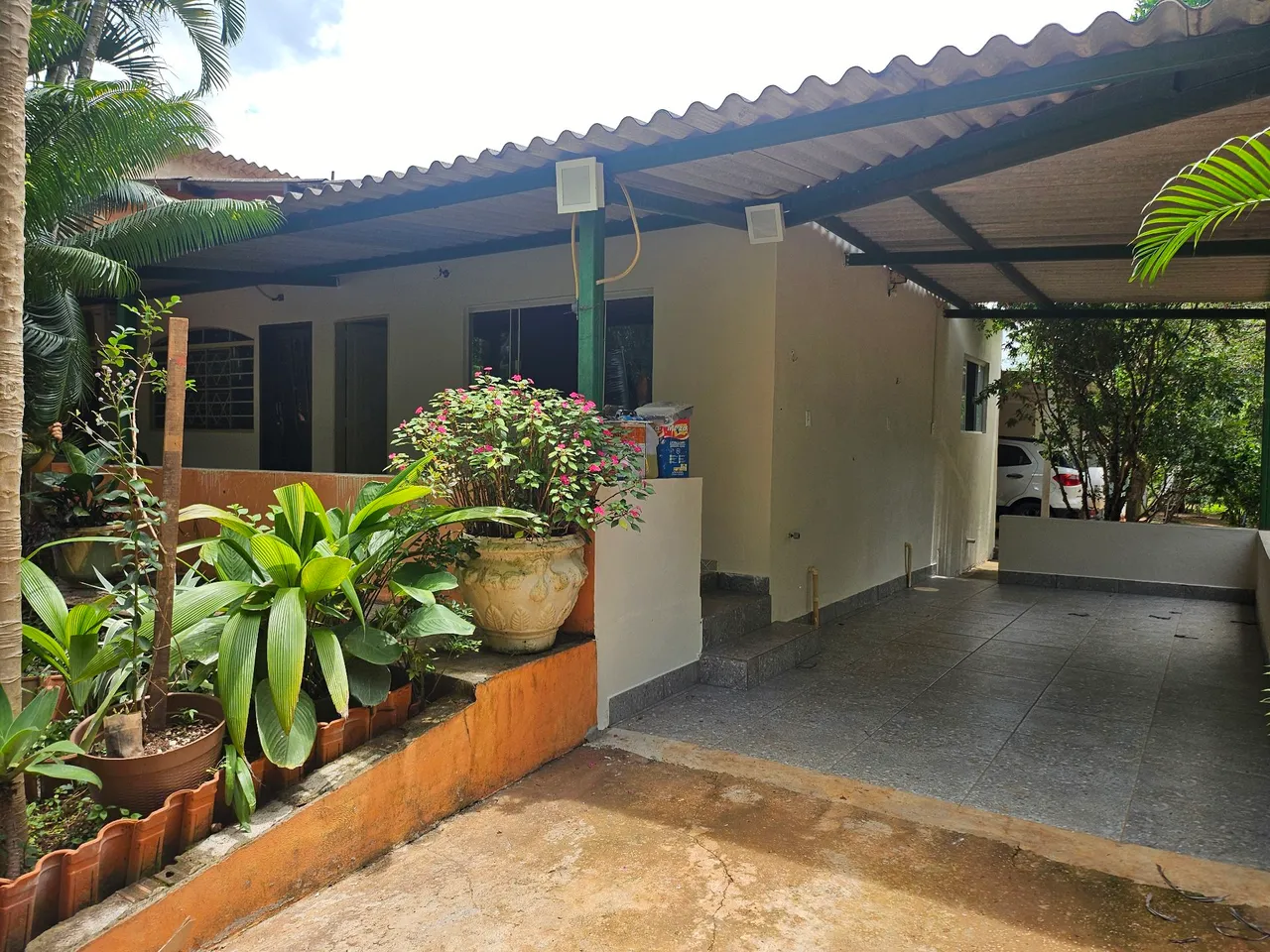 Alugo Casa no Condomínio Euler Paranhos