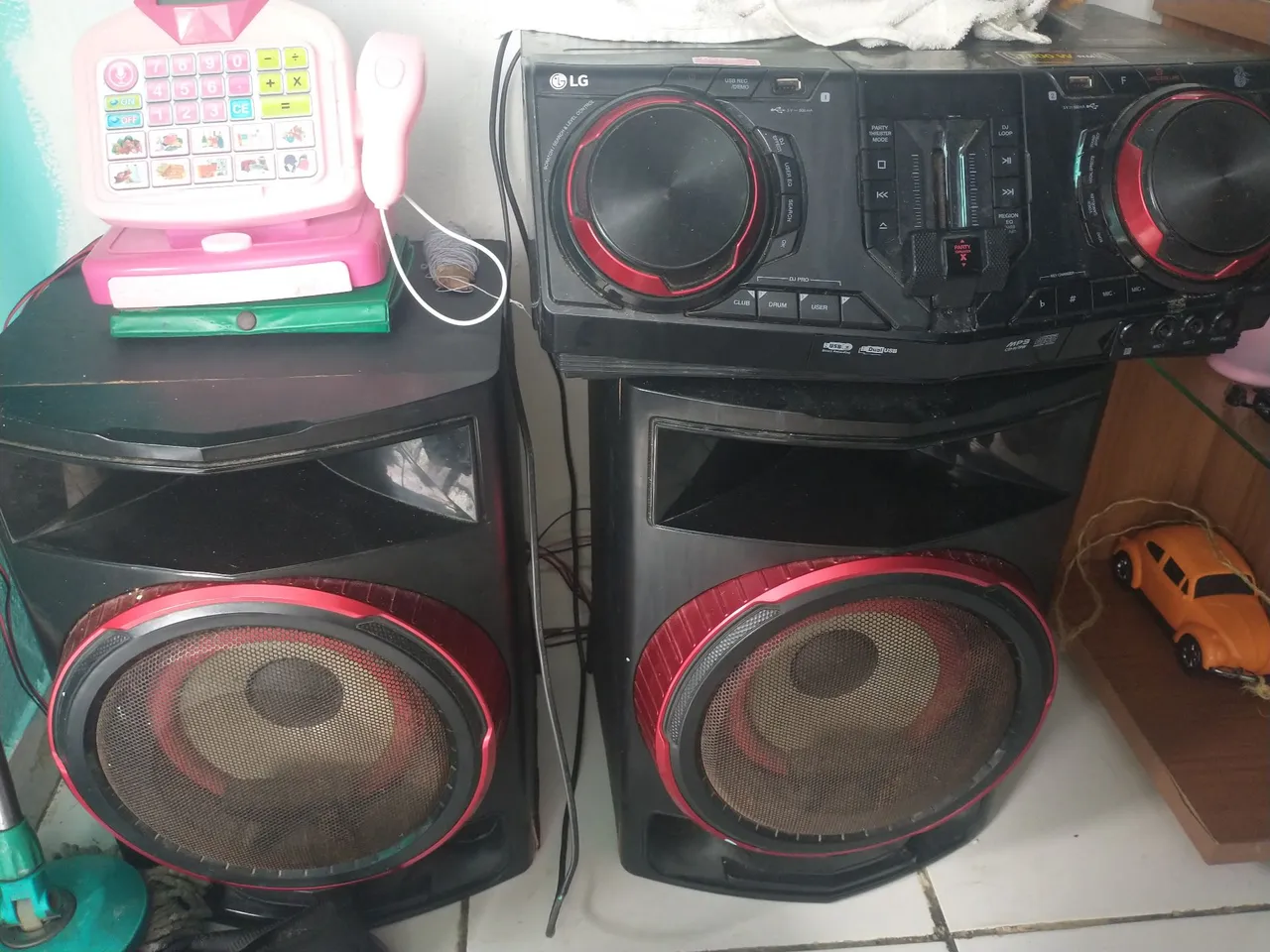 Som LG Potente com 2 Caixas e Bluetooth