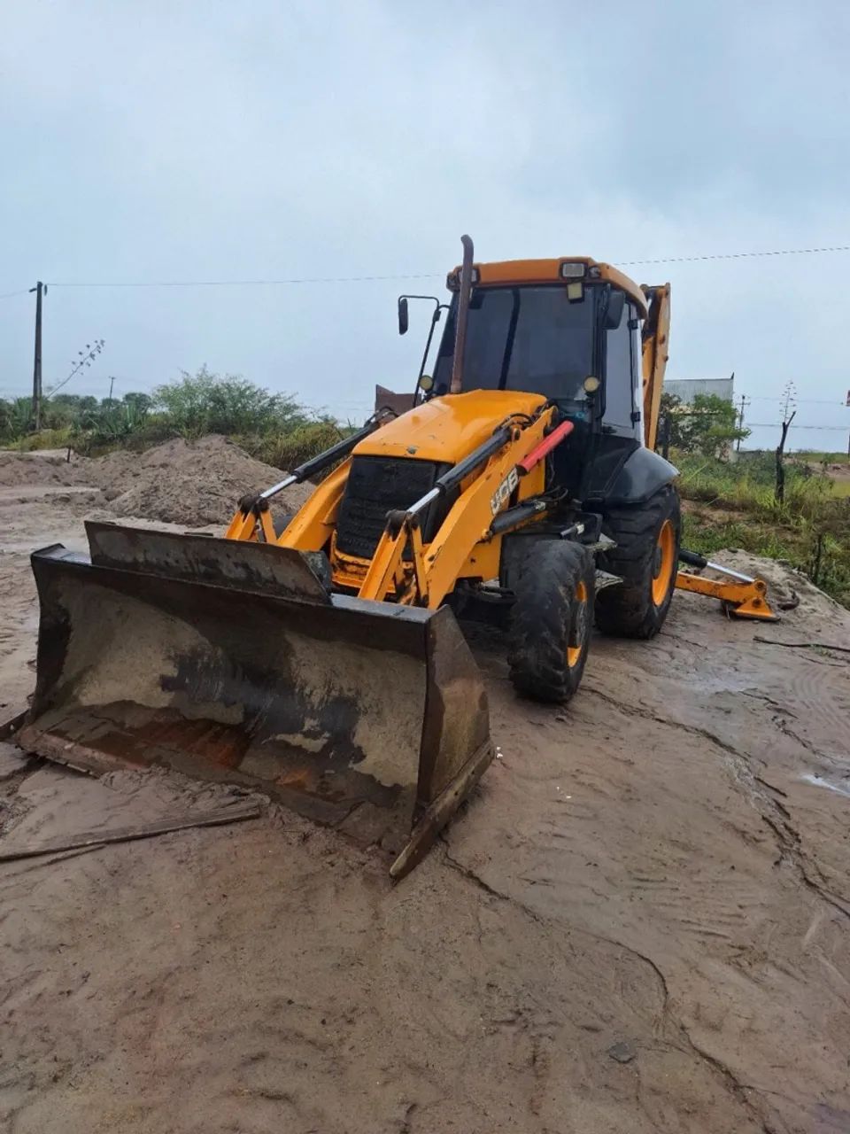 Retroescavadeira JCB - Foto 4