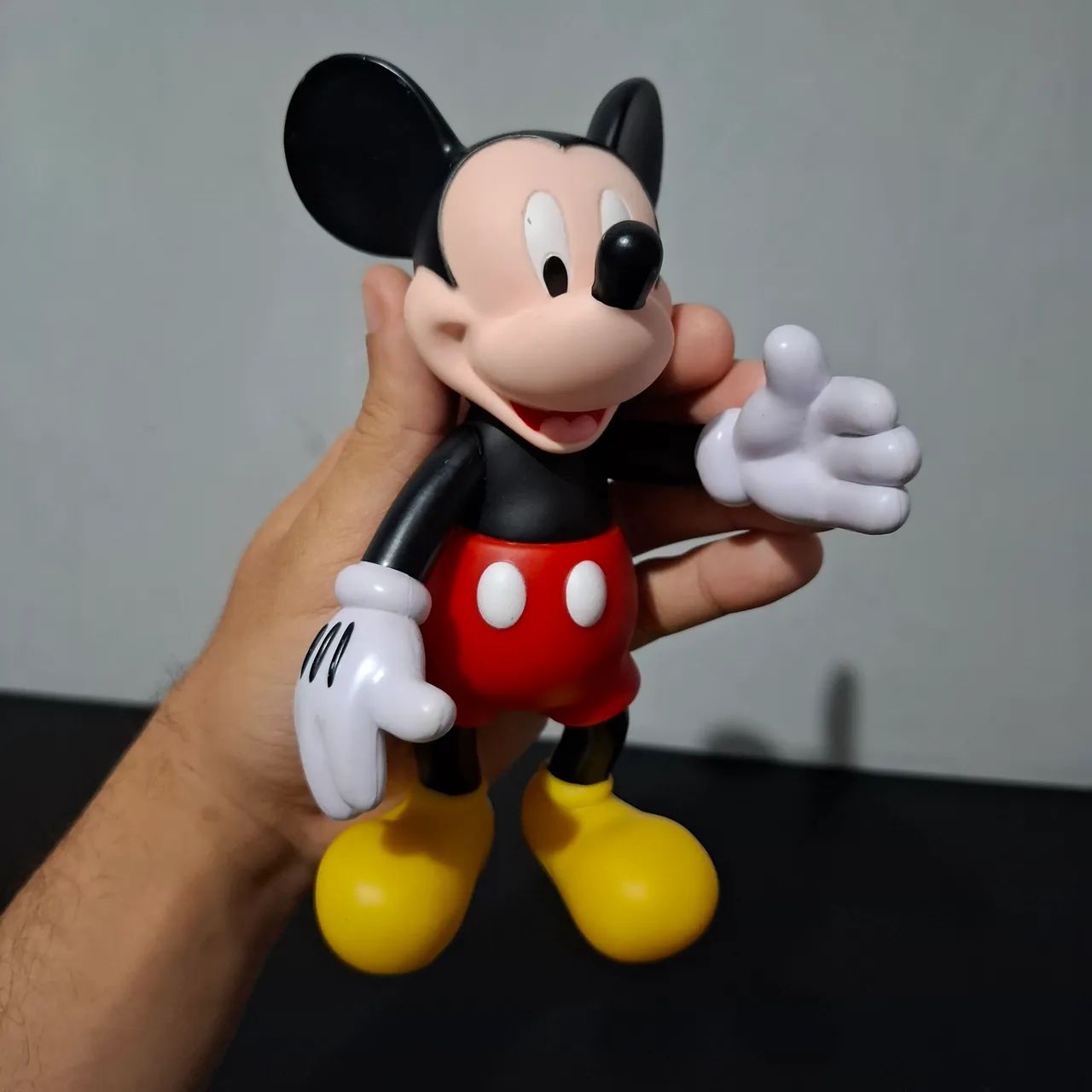 Boneco Mickey Mouse original Disney Parks  - Foto 3