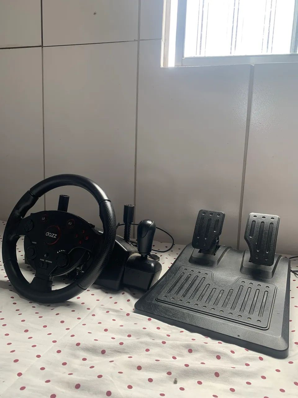 Volante Dazz Force Driving com Pedal - usado em excelente estado  - Foto 2