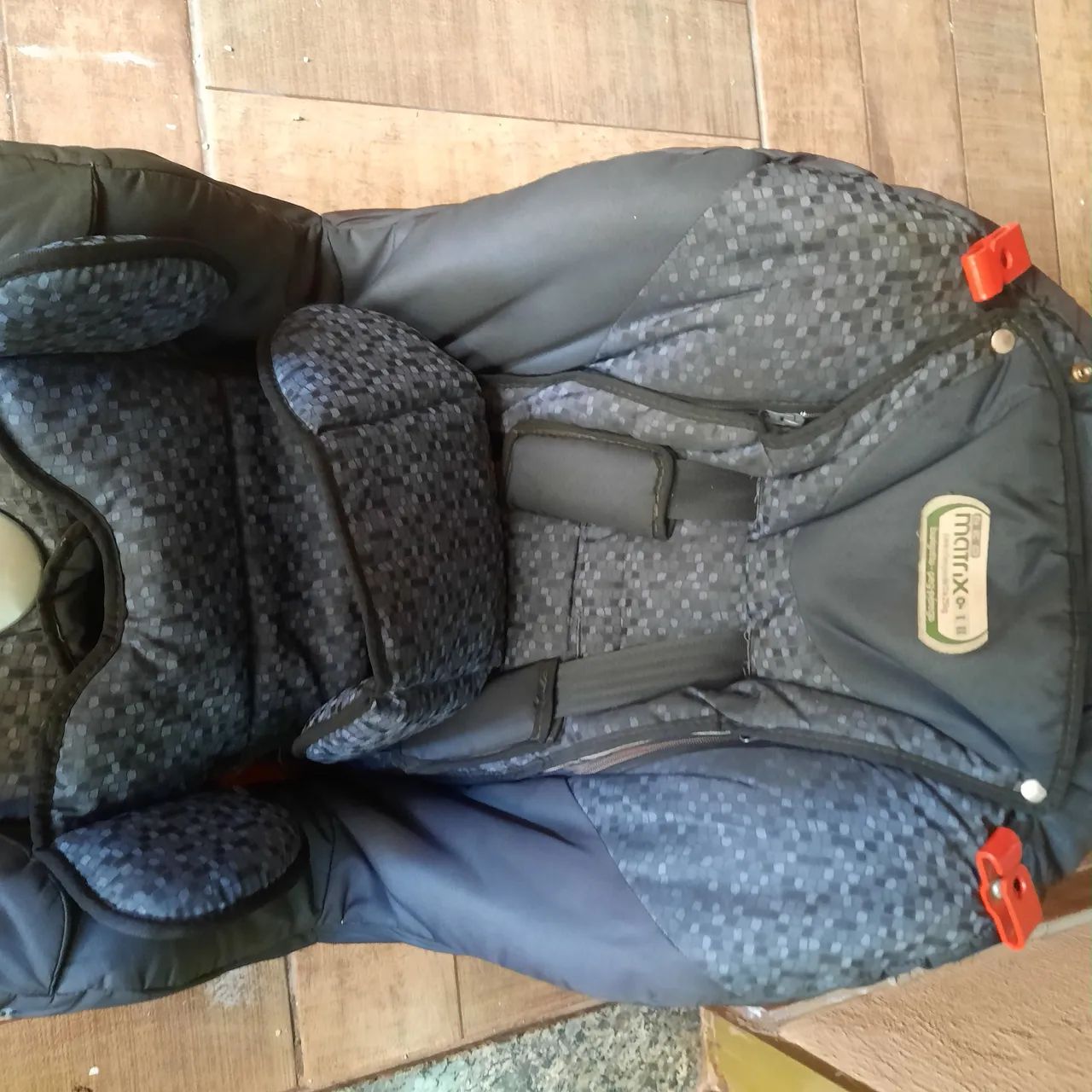 Cadeirinha de Bebê Conforto Matrix - Usada - Foto 2