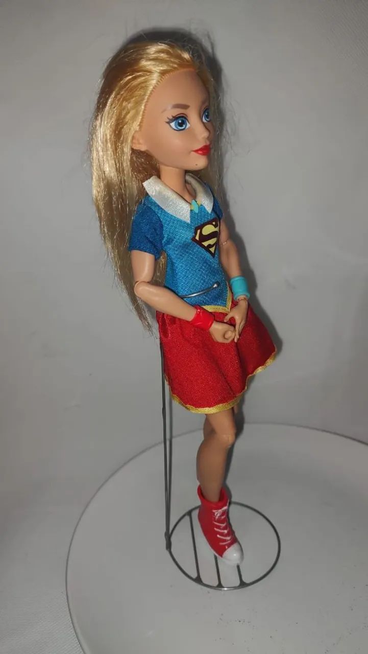 Boneca Super Hero Girls- SuperGirl<br>Boneca -Semi Nova - Foto 2