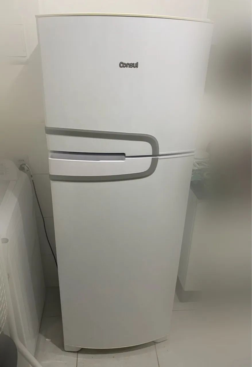 Geladeira frost free 340L