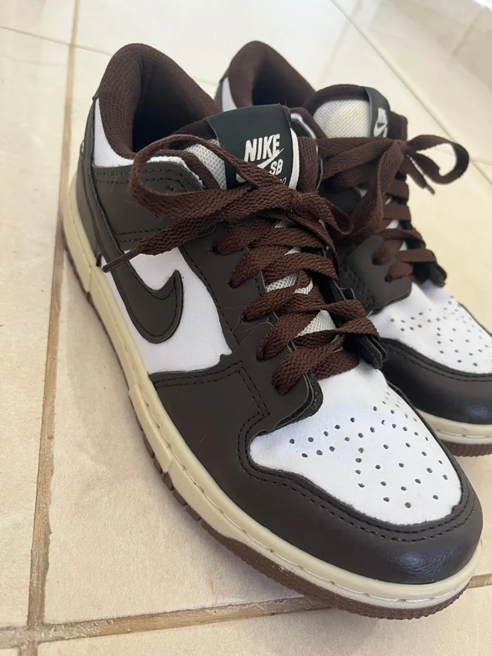 Nike SB - Marrom e Branco