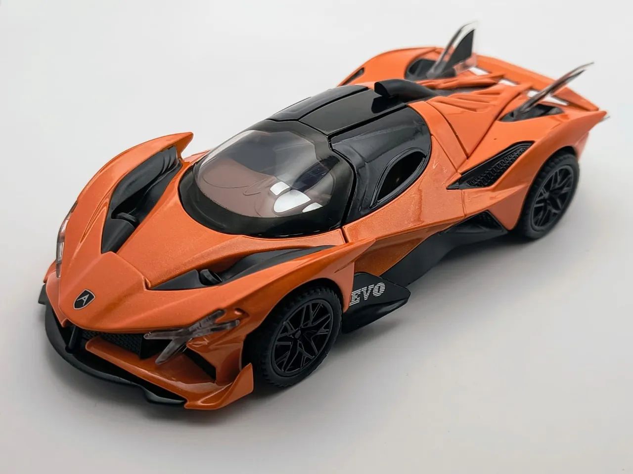 Carro de Coleção - Apollo  - Escala 1:32