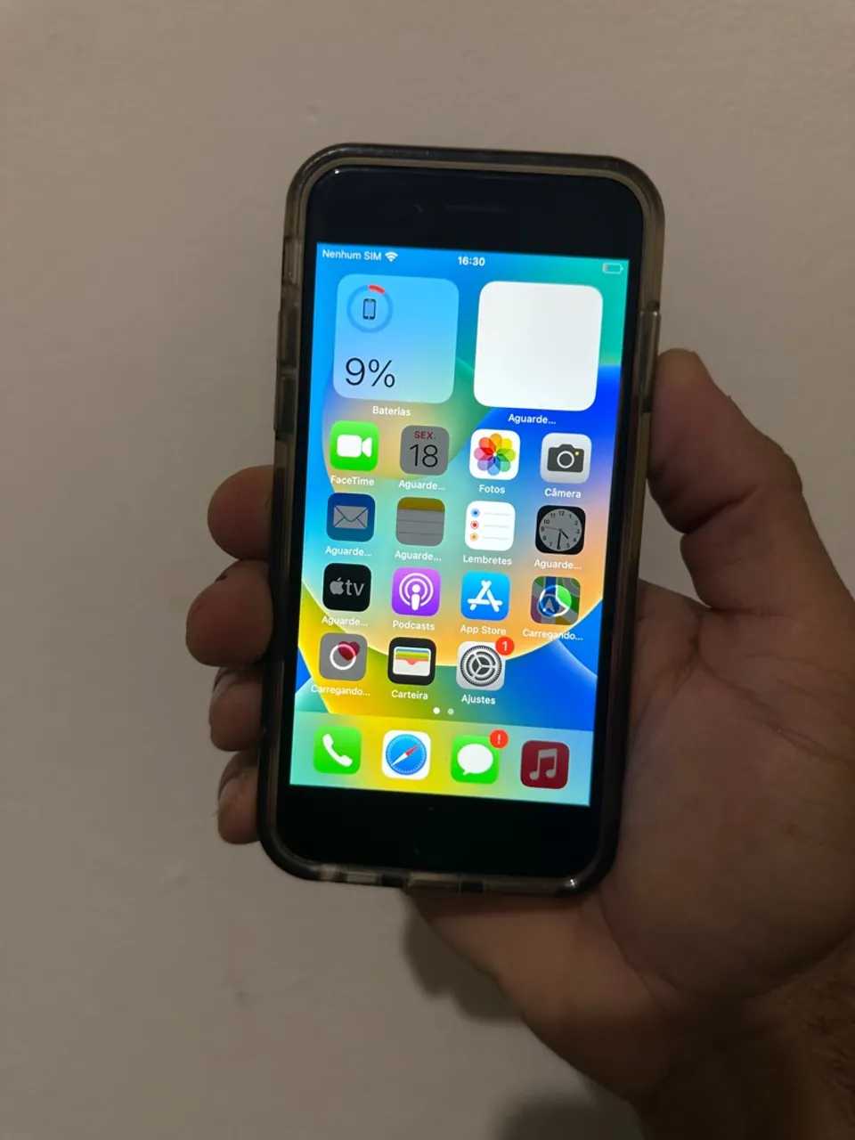 iPhone 8 64gb tudo ok , nunca foi aberto , digital ok