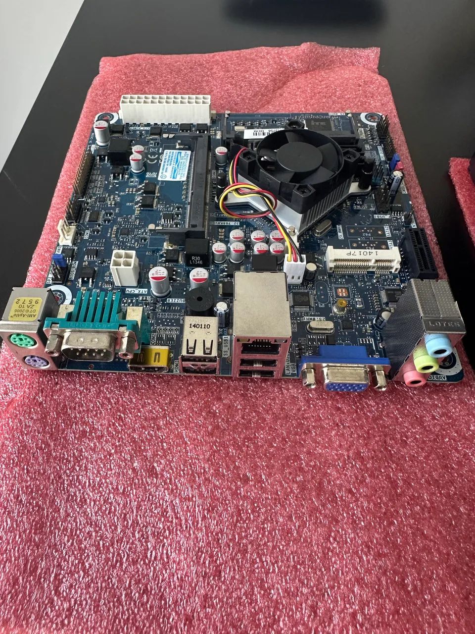 Placa mãe PC Ware Intel J1800 IPX1800P1 + 4GB + SSD 120GB