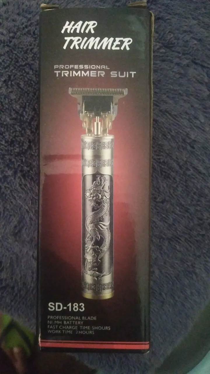Aparador de Cabelo Profissional SD-183