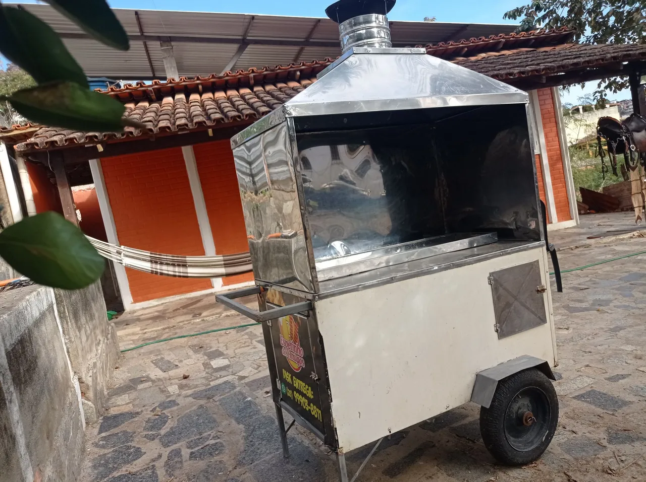 Carrinho de churrasquinho