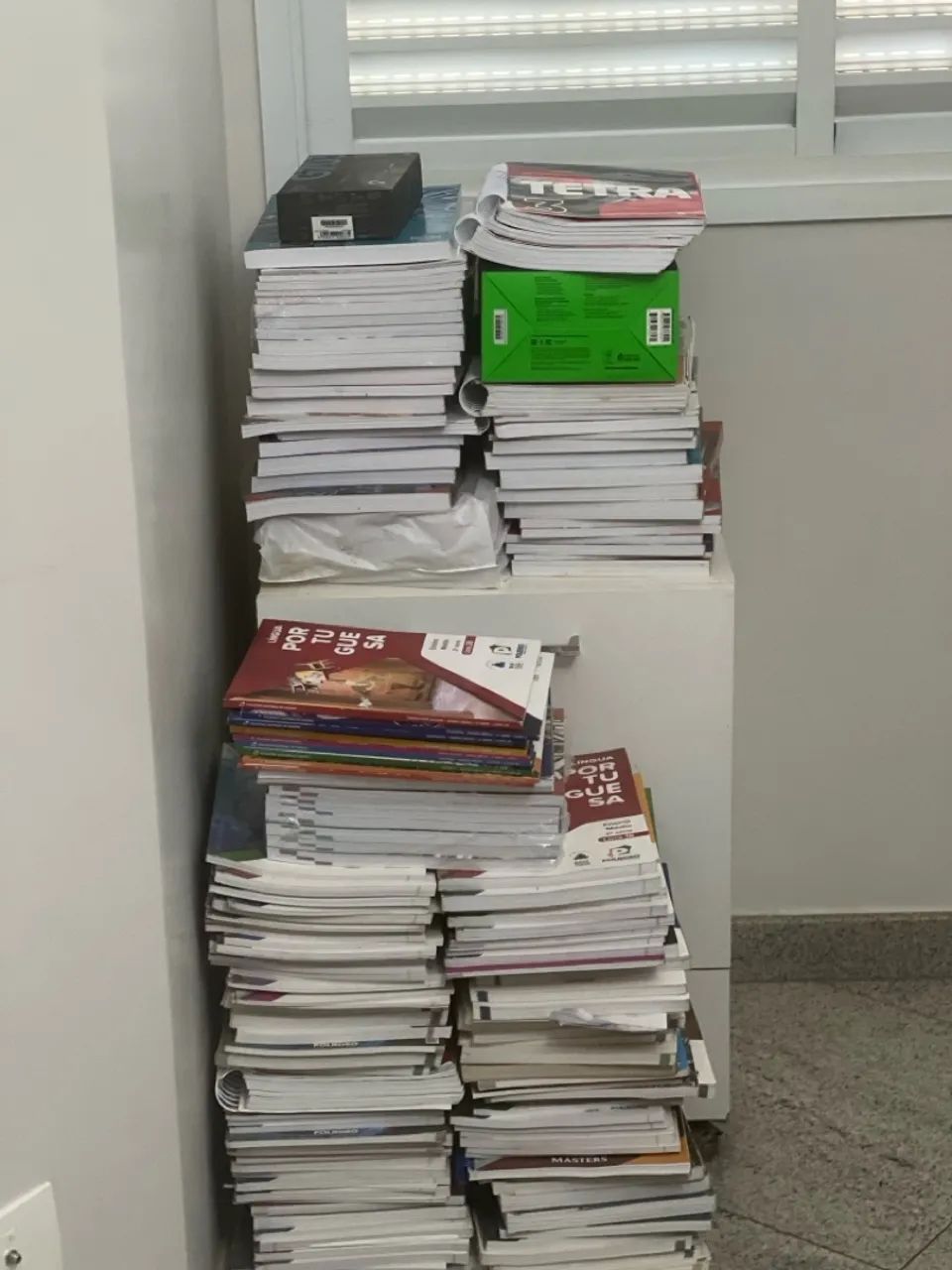 Livros didáticos do ensino médio  - Foto 3