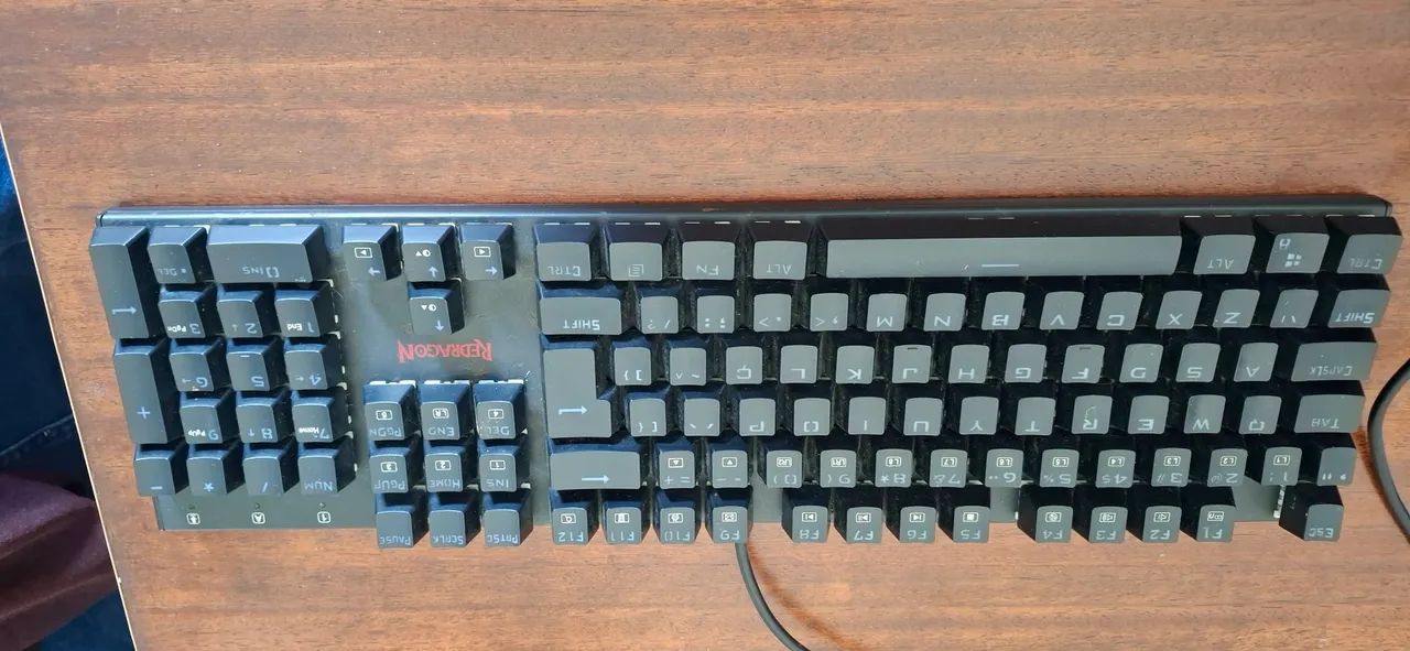Teclado Gamer Redragon rubra e machenike k500.