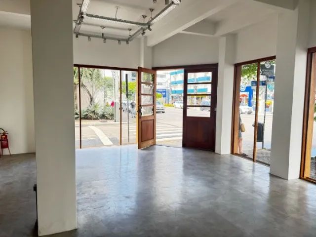 Locação Comercial - Sala com 86m² 1 banheiro - Balneário Camboriú