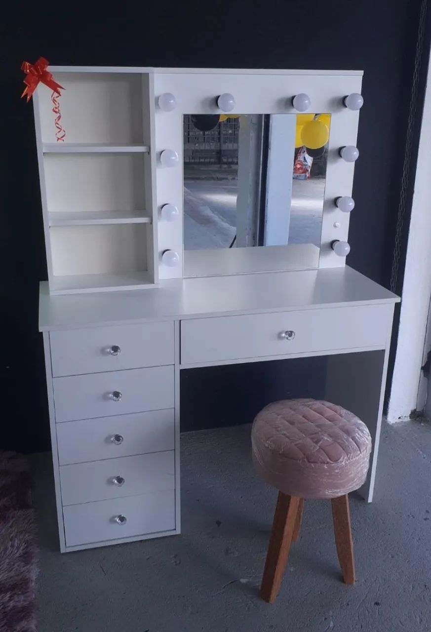 Penteadeira completa 