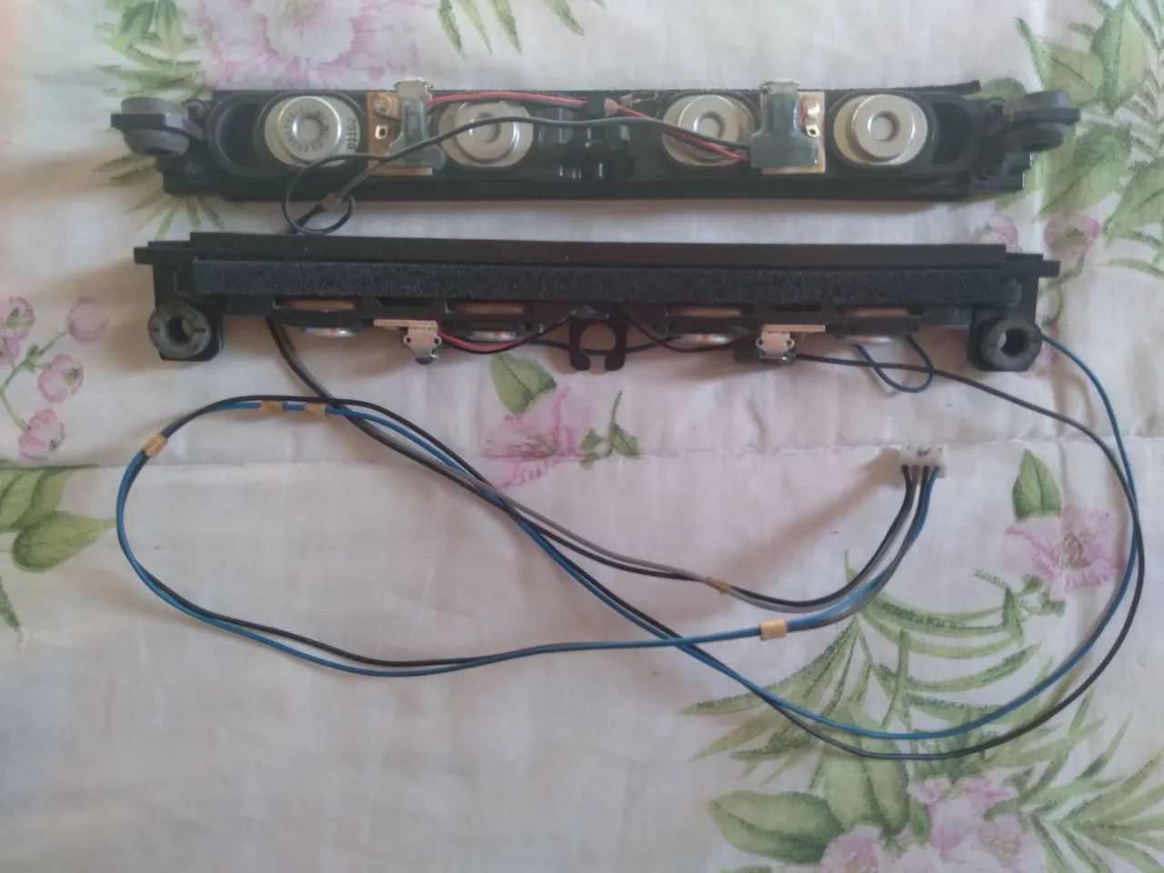 KIT PAR ALTO-FALANTE TV LG 42SL90QD - Foto 2