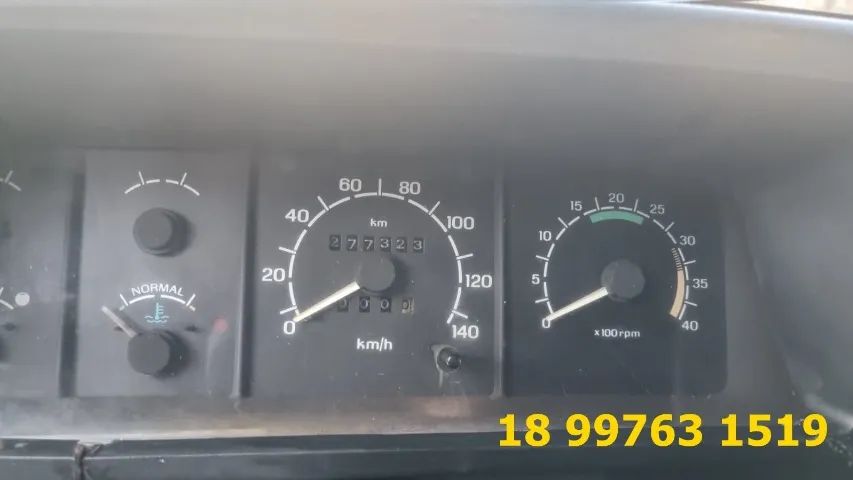 Vende-se F4000 Baú, ano 93 - Foto 5