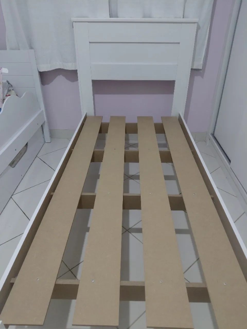 Cama de solteiro64596224169346121