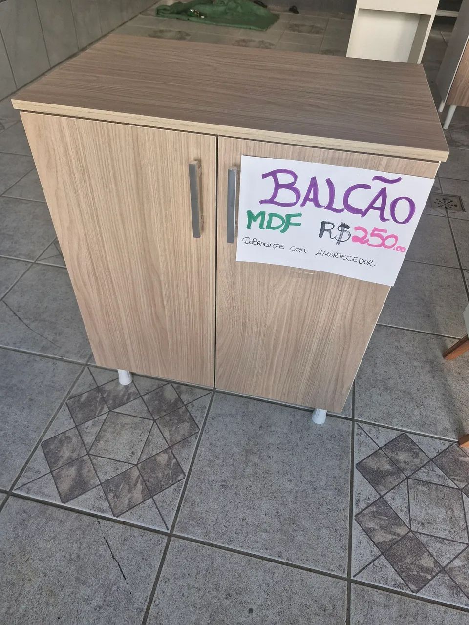 Balcão MDF R$250,00