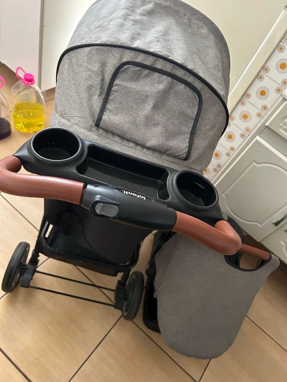 Carrinho de bebê + bebê conforto  - Foto 2