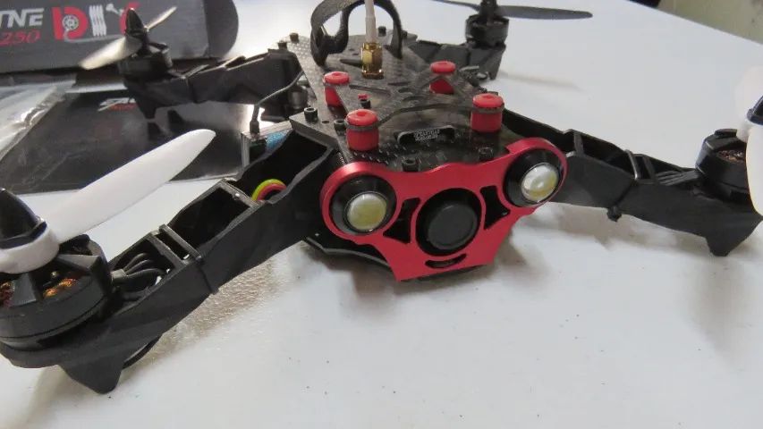 drone racer fpv