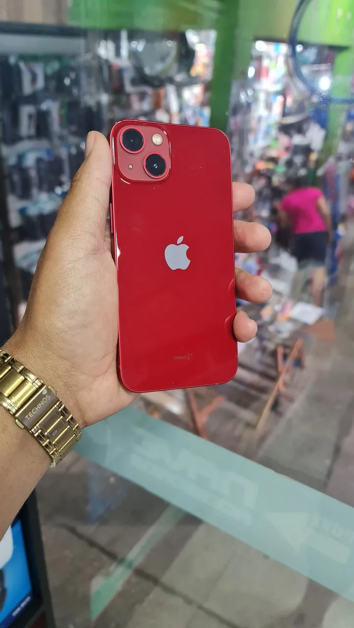 Iphone 13 RED