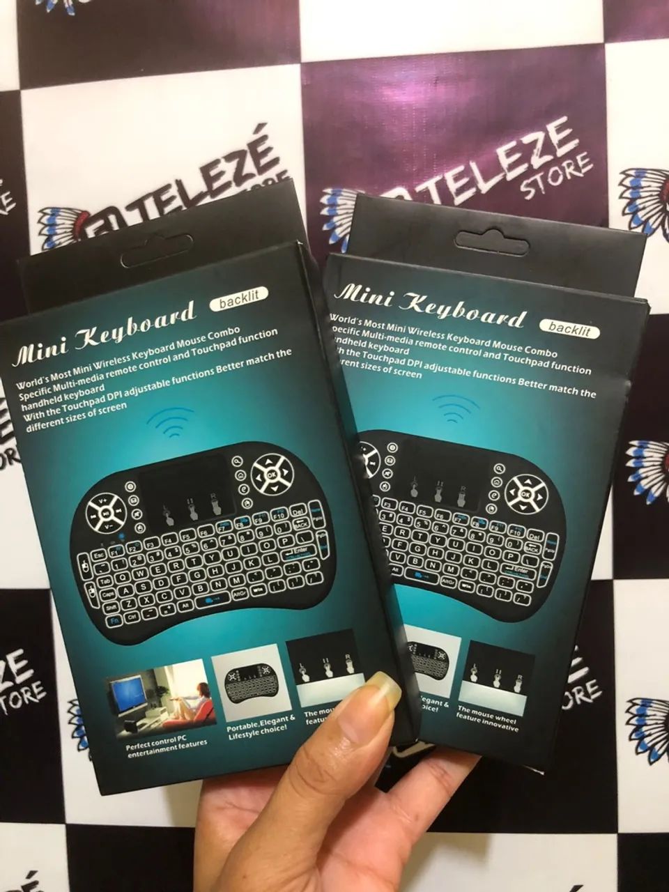 Mini Teclado Wireless com Touchpad e Backlight