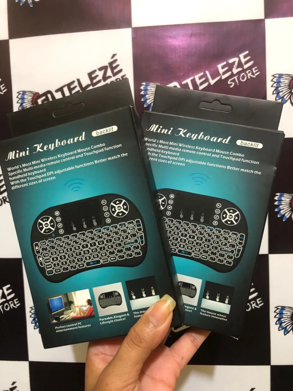 Mini Teclado Wireless com Touchpad e Backlight