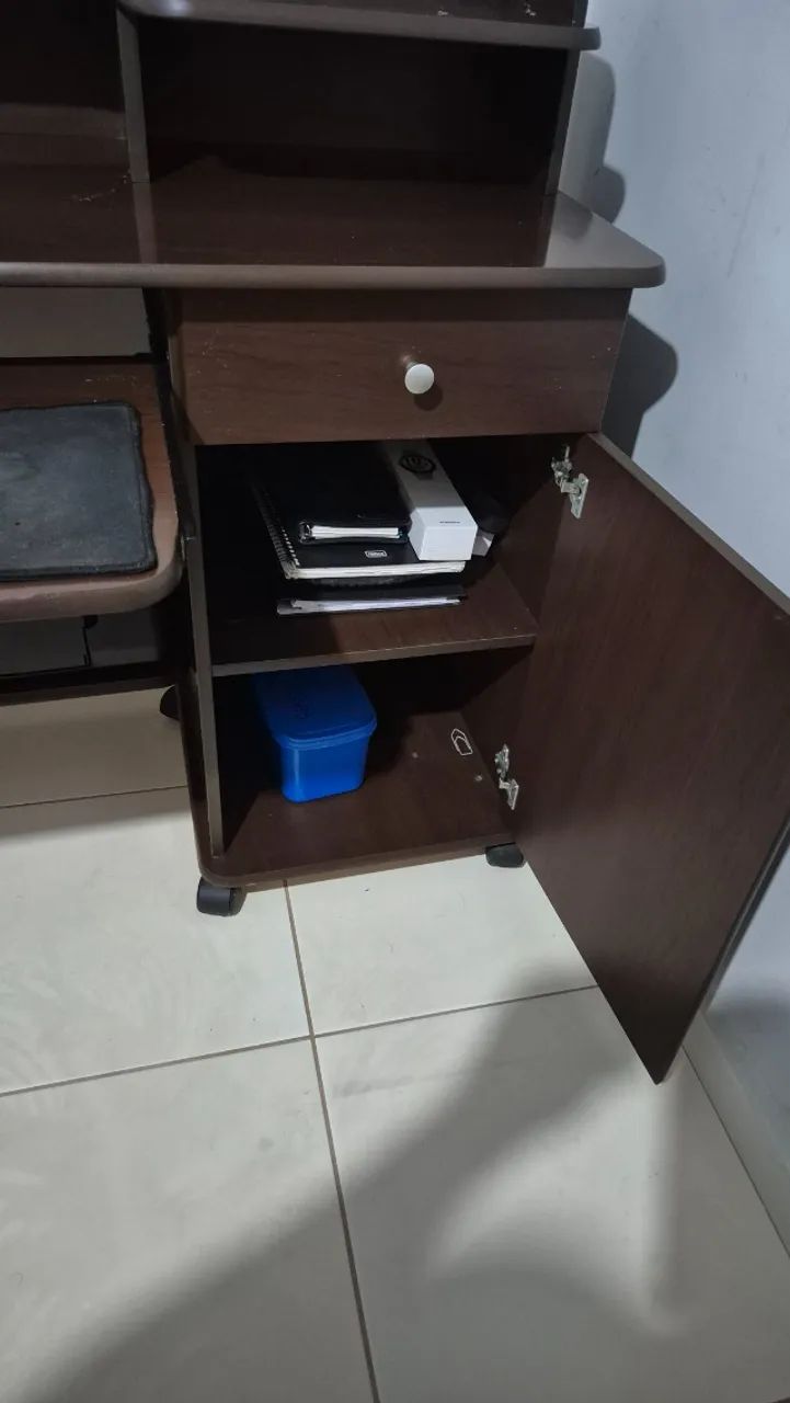 Escrivaninha para computador64739360979969122