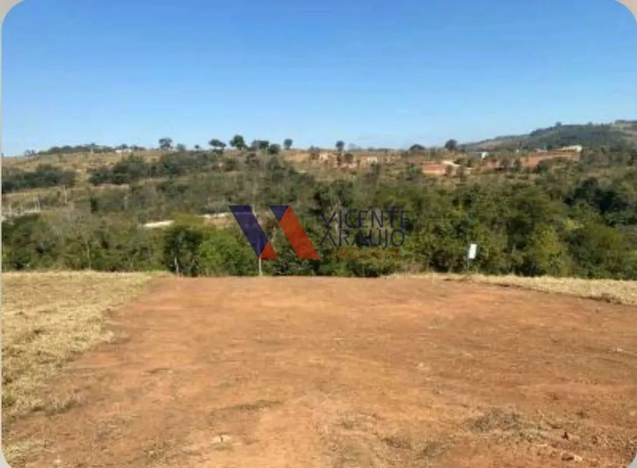 Lote no Condomínio Valle da Serra