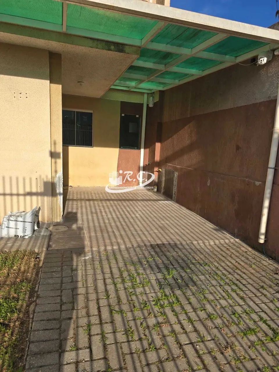 RC Imóveis aluga sobrado no Sitio Cercado - Foto 2