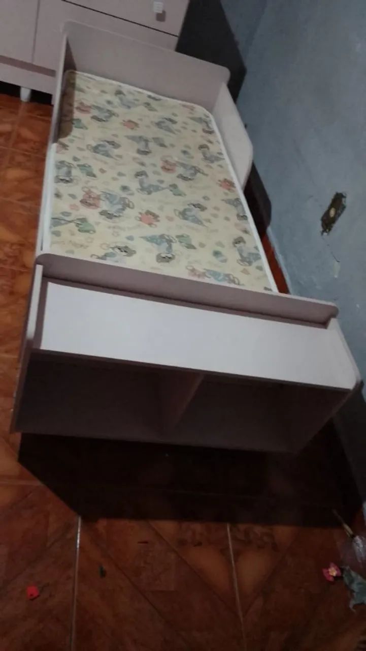 Cama infantil rosa 