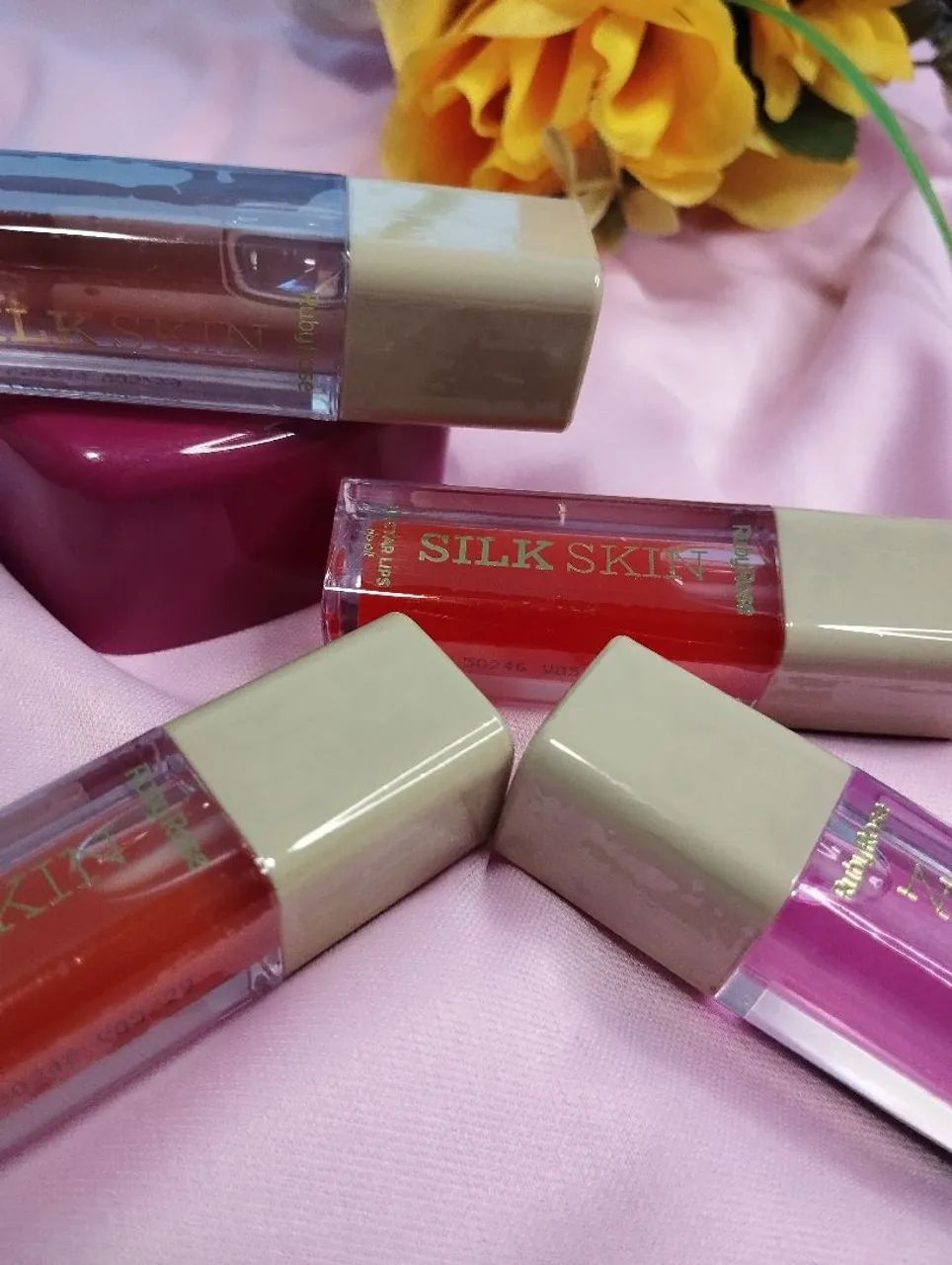 Kit com 4 unidades gloss néctar Ruby Rose