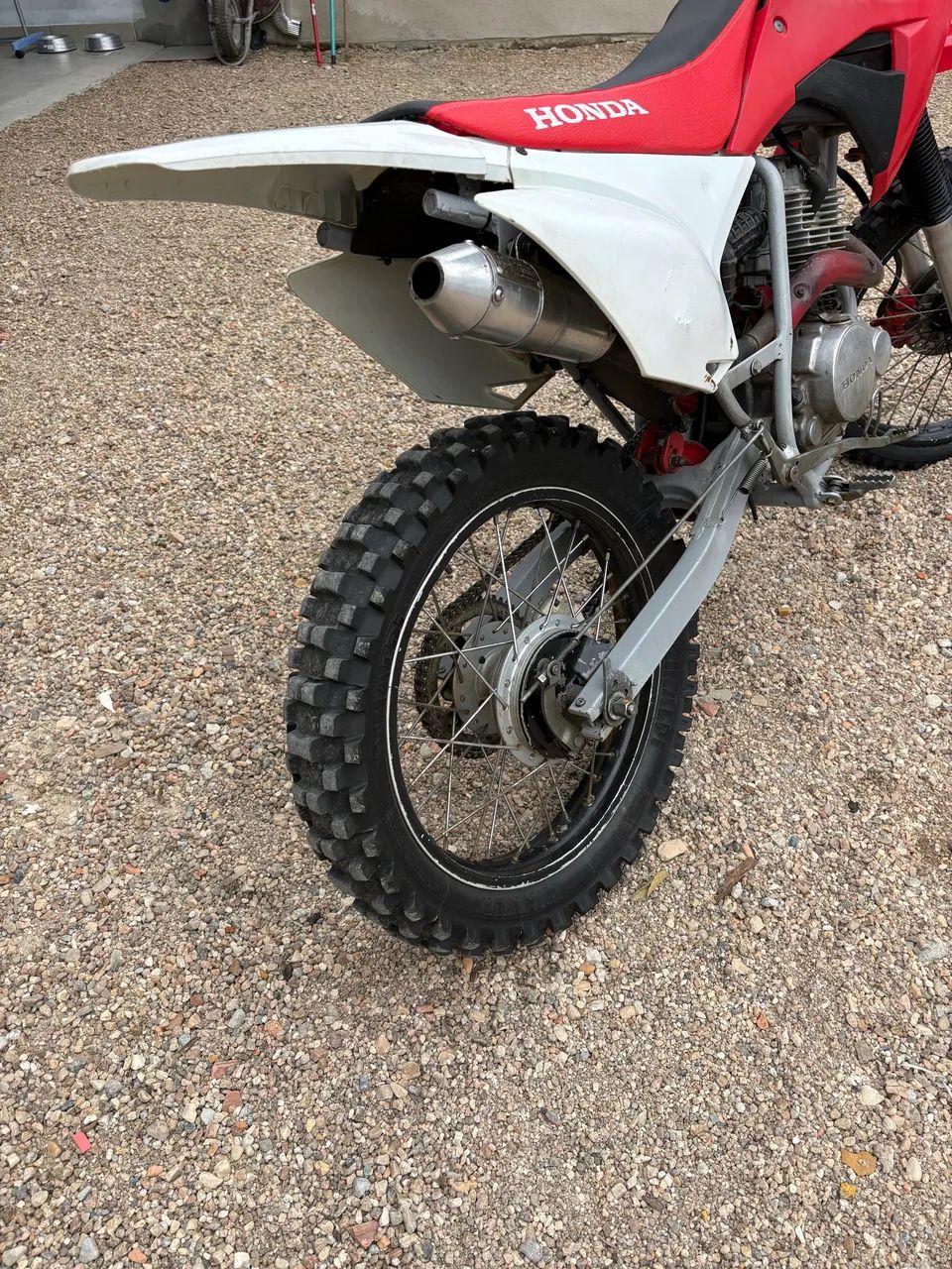 XR 200 de trilha  - Foto 4