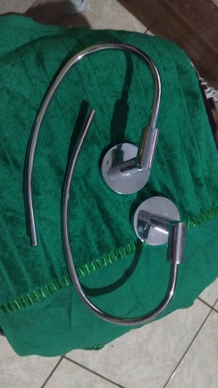 Vendo kit porta toalhas  - Foto 4